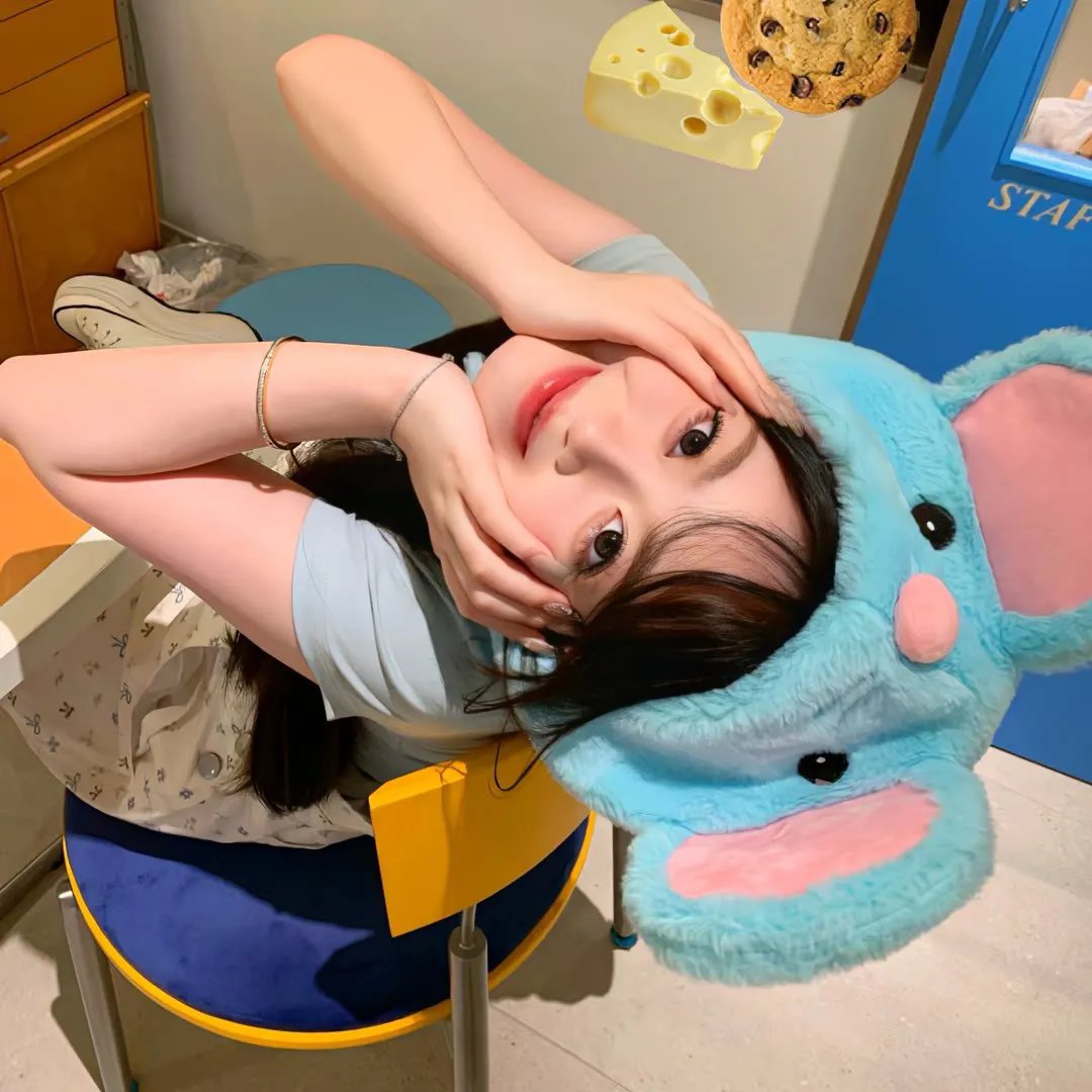 爱上小男人